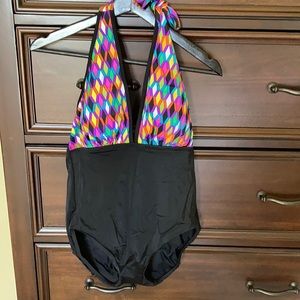 NWT women’s one piece halter swimsuit Size 10